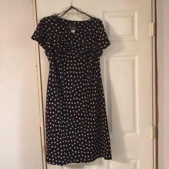 Black and pink retro look cowl neck dress - Picture 1 of 2